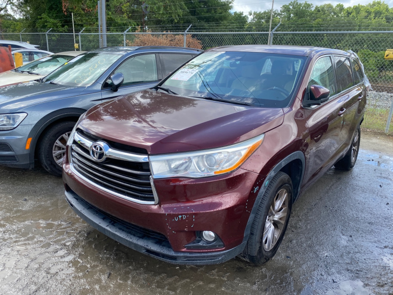 Toyota Highlander Le 2014 Red 3.5L