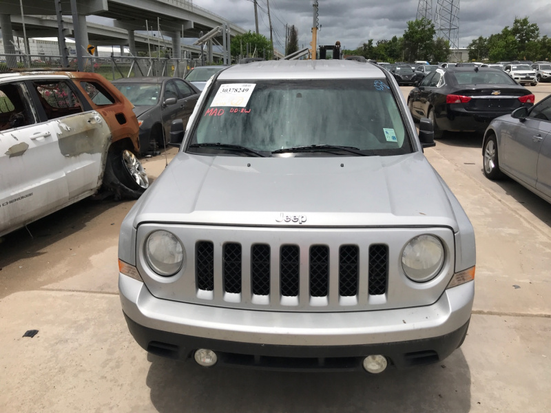 Jeep Patriot Sport 2013 Silver 2.0L