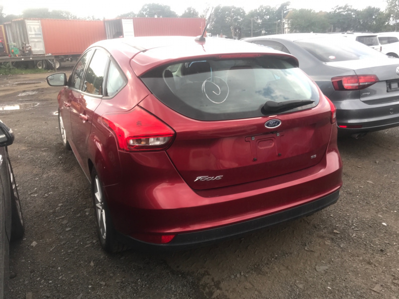 Ford Focus Se 2016 Red 2.0L 4