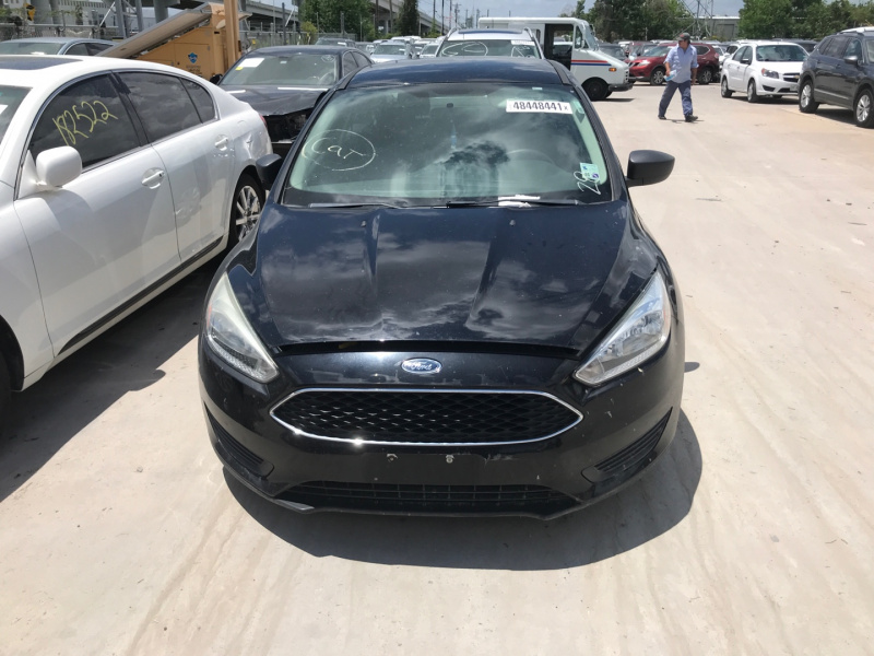 Ford Focus S 2016 Black 2.0L 4