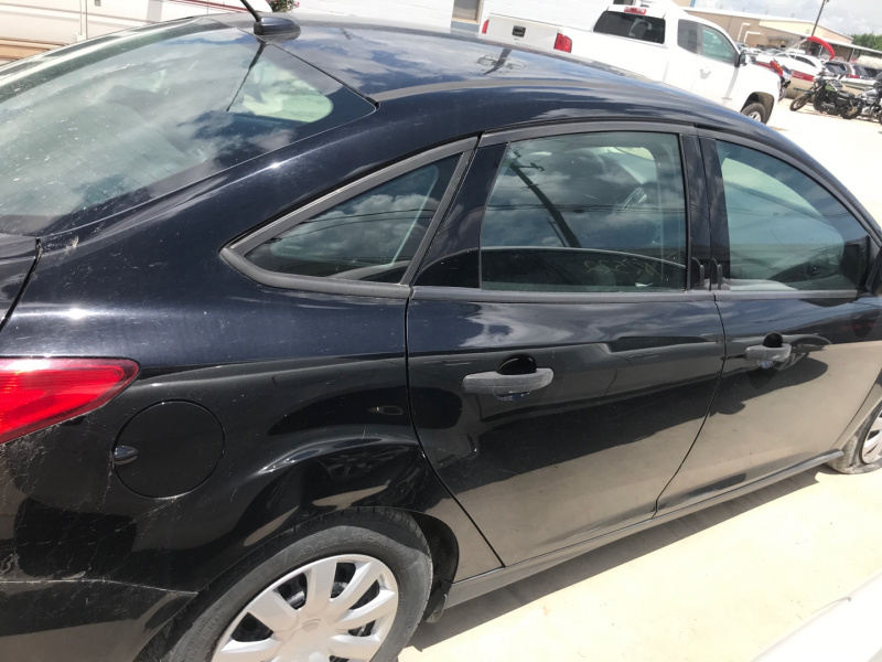 Ford Focus S 2016 Black 2.0L 4