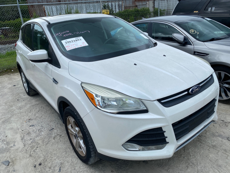 Ford Escape Se 2015 White 2.5L