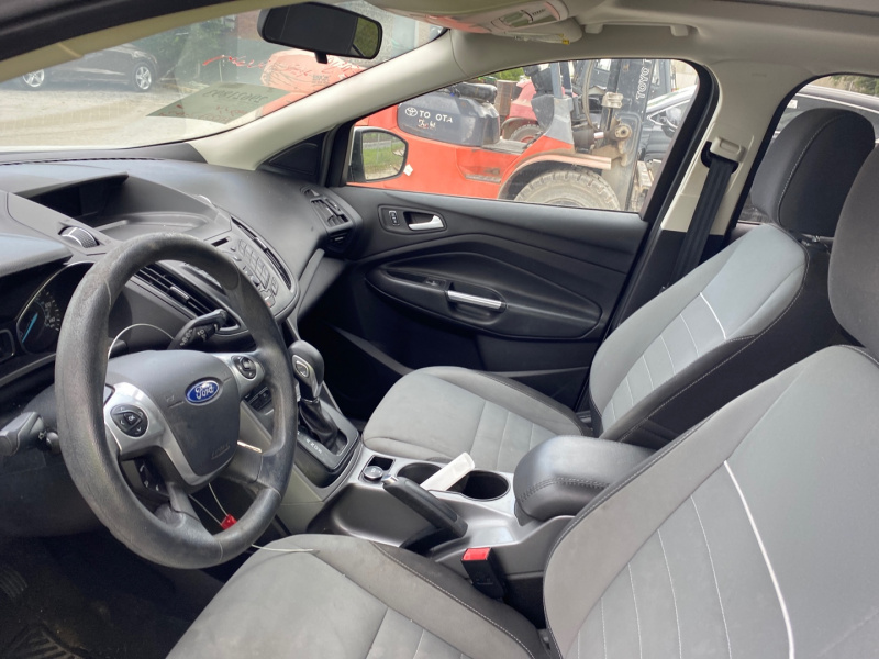 Ford Escape Se 2015 White 2.5L