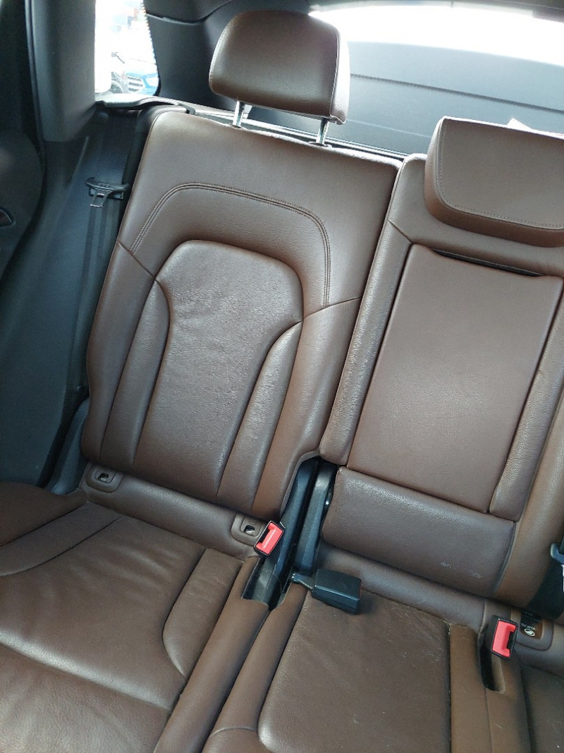 Audi Q5 Premium 2013 Black 2.0L 4