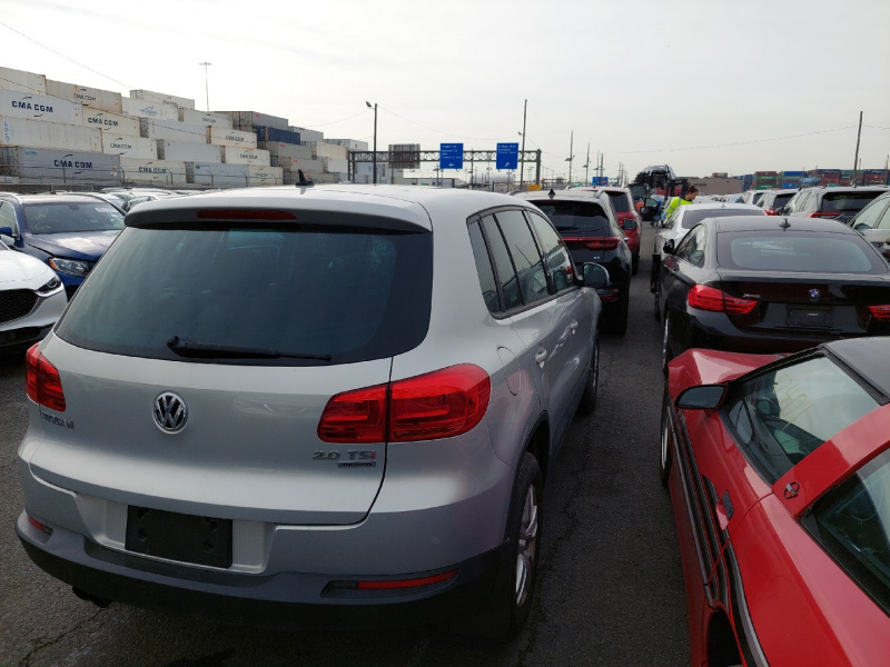  Volkswagen Tiguan S W/Sunroof 2013 Gray 2.0L