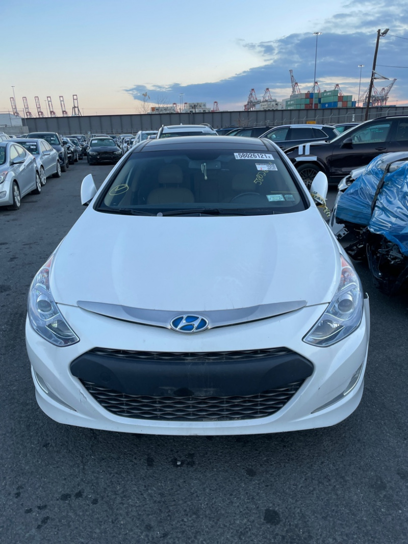  Hyundai Sonata Hybrid 2015 White 2.4L 4