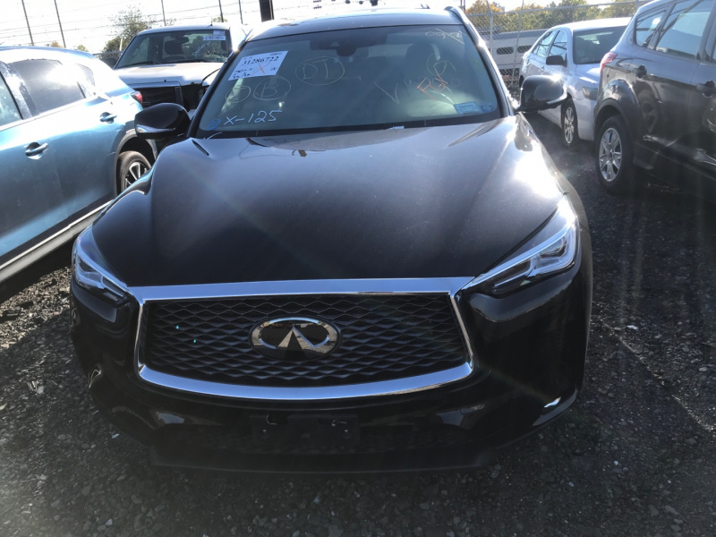 Infiniti Qx50 Essential 2019 Black 2.0L 