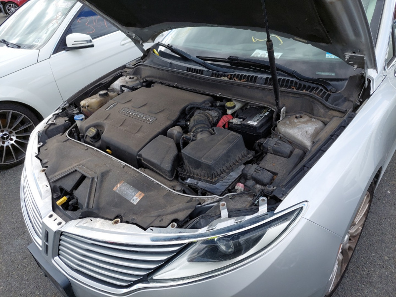 Lincoln Mkz 2013 Silver 3.7L 6