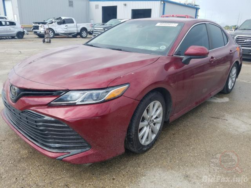 Toyota Camry L 2018 Red 2.5L 4