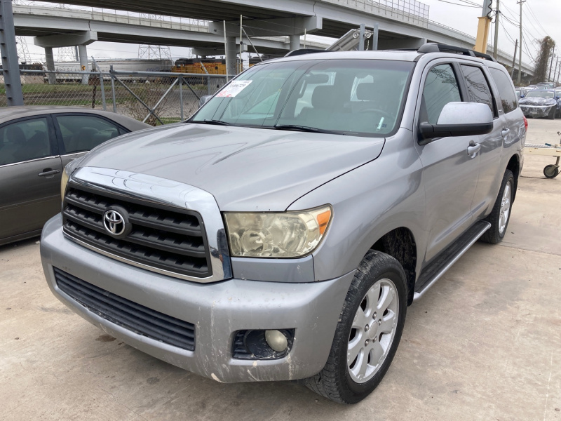 Toyota Sequoia Sr5 2008 Silver 5.7L