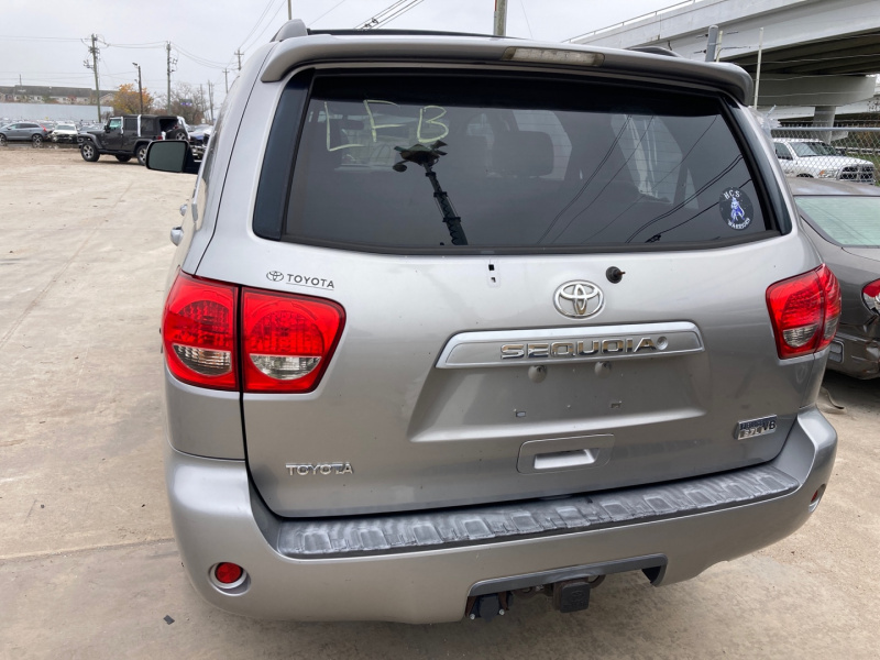 Toyota Sequoia Sr5 2008 Silver 5.7L