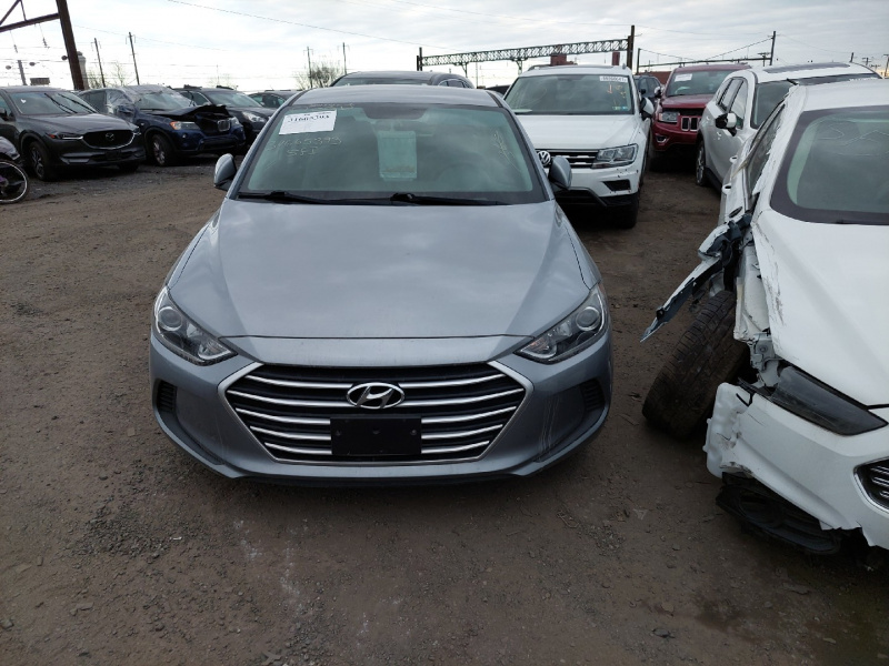 Hyundai Elantra Se 2017 Silver 2.0L