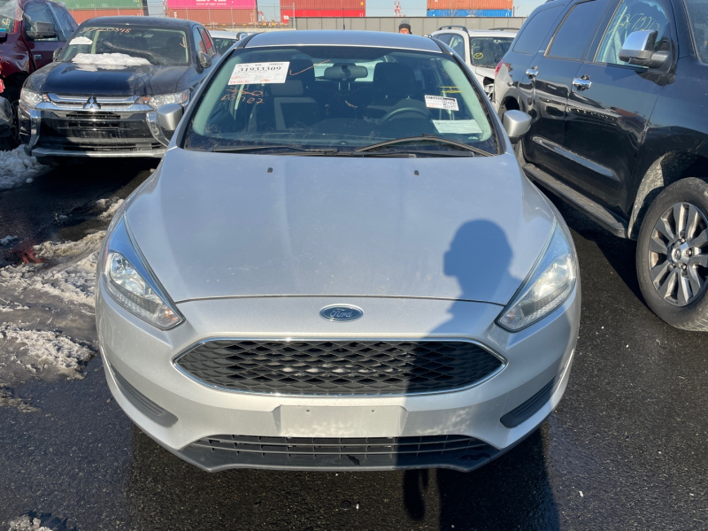 Ford Focus Se 2015 Silver 2.0L