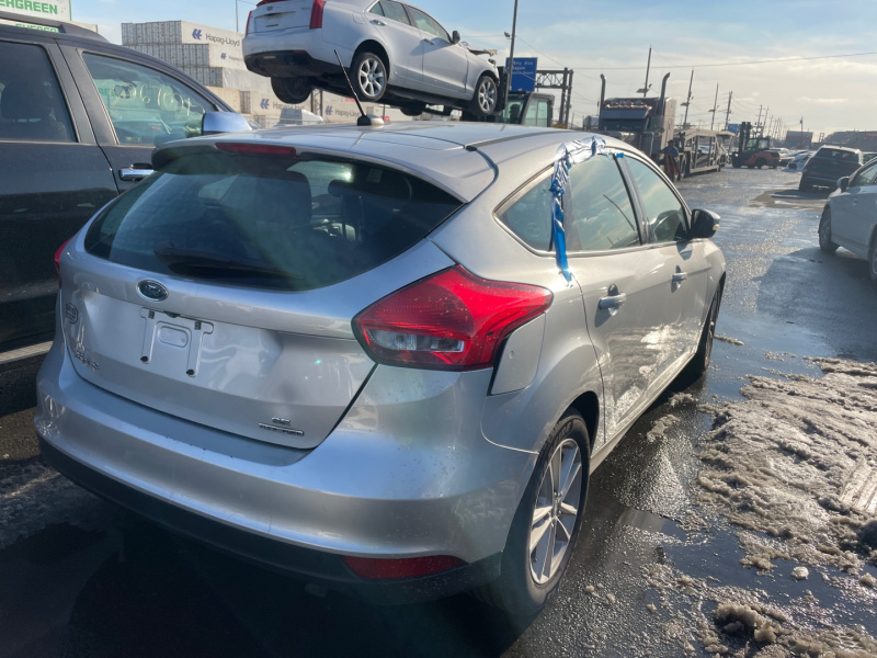 Ford Focus Se 2015 Silver 2.0L