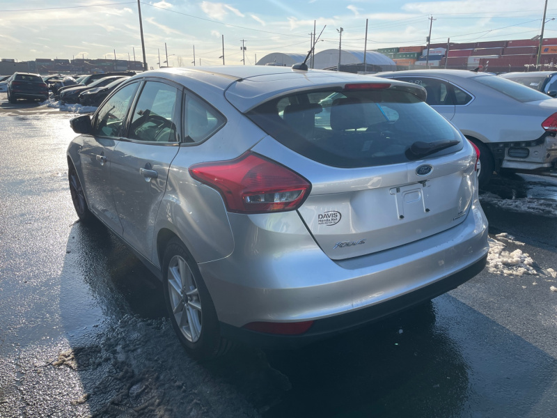 Ford Focus Se 2015 Silver 2.0L