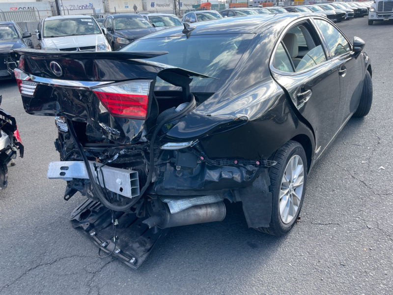 Lexus Es 300H 2014 Black 2.5L 