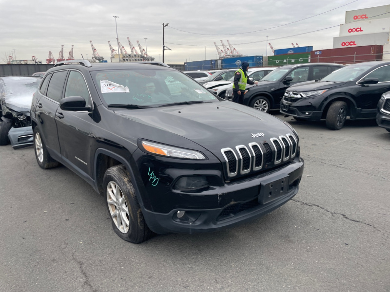 Jeep Cherokee Latitude 2015 Black 3.2L