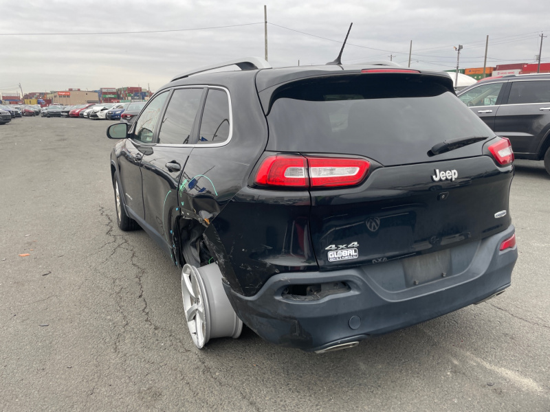 Jeep Cherokee Latitude 2015 Black 3.2L