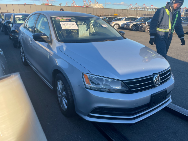 Volkswagen Jetta Sedan 1.8T Se 2015 Silver 1.8L