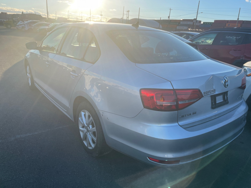 Volkswagen Jetta Sedan 1.8T Se 2015 Silver 1.8L