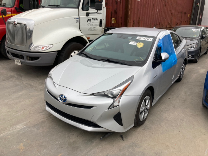 Toyota Prius 2016 Silver 1.8L 