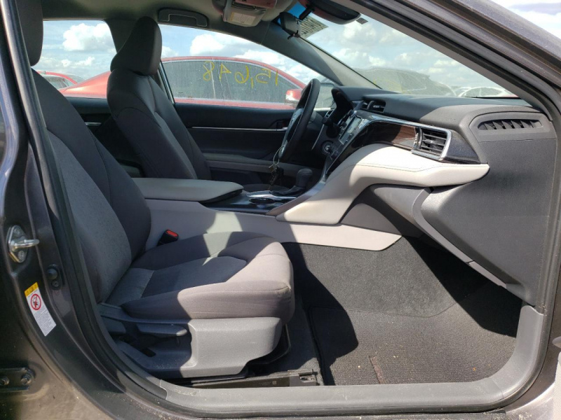 Toyota Camry L 2018 Gray 2.5L