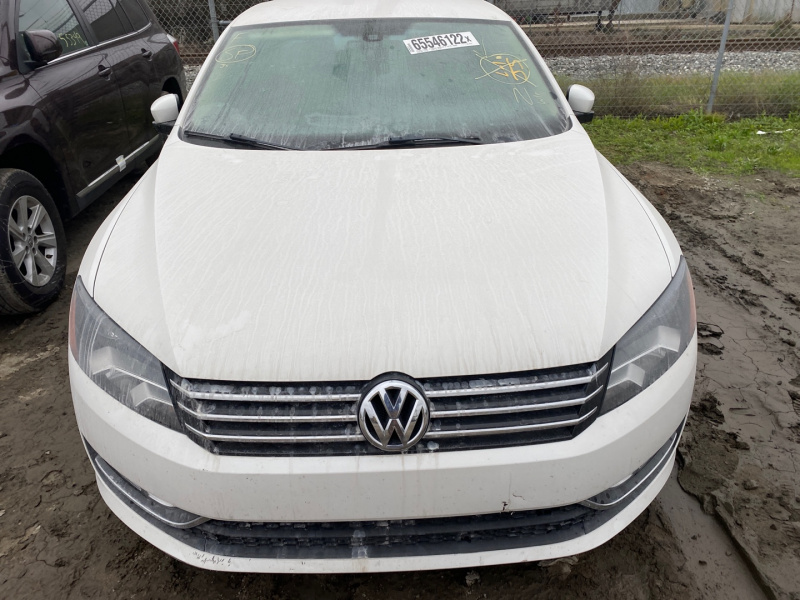  Volkswagen Passat S 2015 White 1.8L