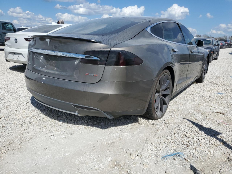 Tesla Model S P85D 2015 Gray