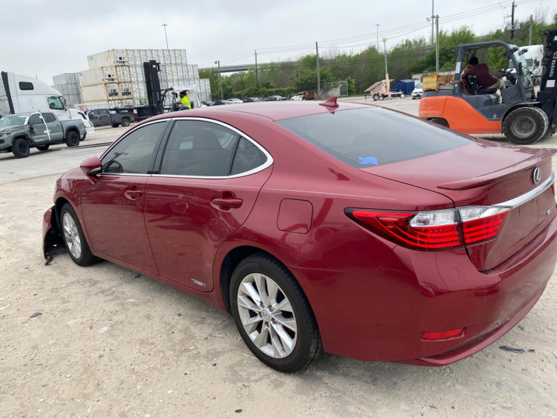 Lexus Es 300H Hybrid 2013 Red 2.5L