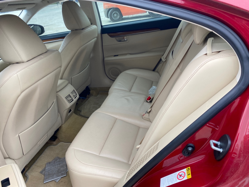 Lexus Es 300H Hybrid 2013 Red 2.5L