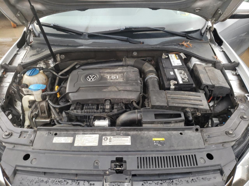 Volkswagen Passat S 2015 Silver 1.8L