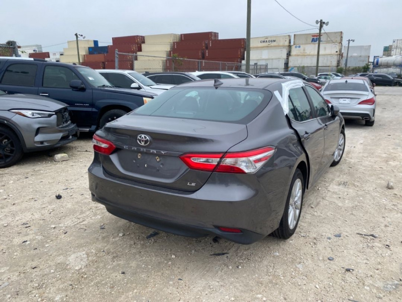 Toyota Camry Le/Se/Xle/L 2019 Gray 2.5L 