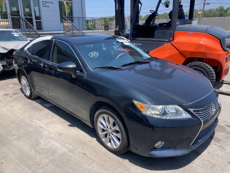 Lexus Es 300H 2015 Black 2.5L