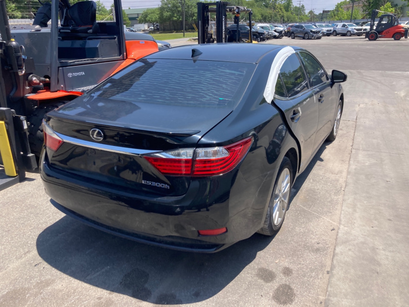 Lexus Es 300H 2015 Black 2.5L