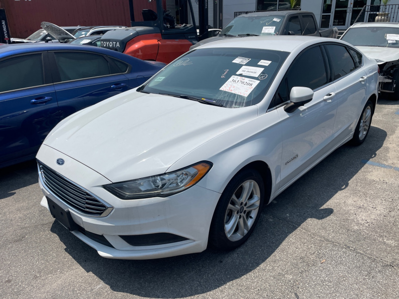 Ford Fusion Hybrid Se 2018 White 2.0L