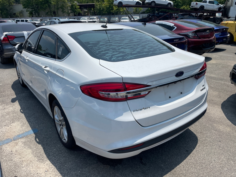 Ford Fusion Hybrid Se 2018 White 2.0L