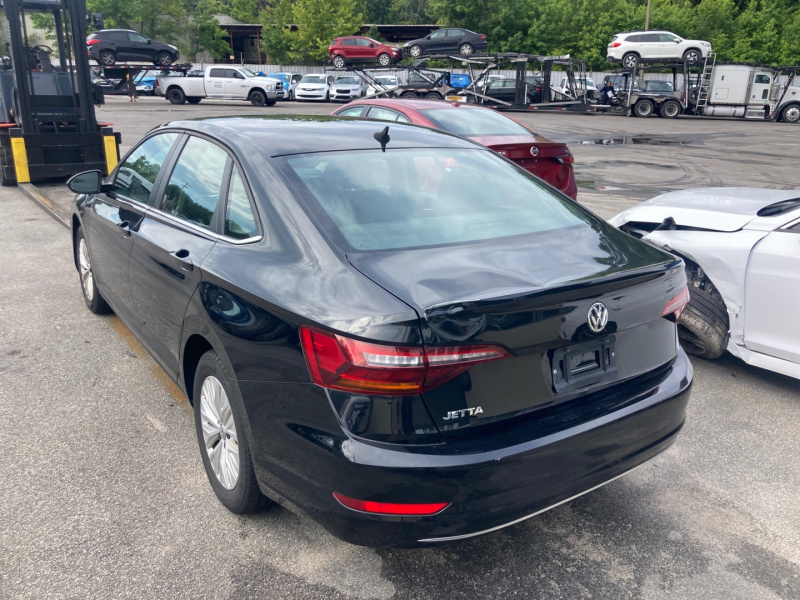 Volkswagen Jetta S/Se/R-Line 2019 Black 1.4L