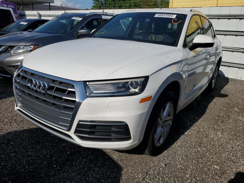 Audi Q5 Premium 2018 White 2.0L