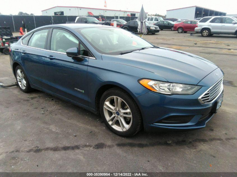 Ford Fusion Hybrid Se 2018 Blue 2.0L