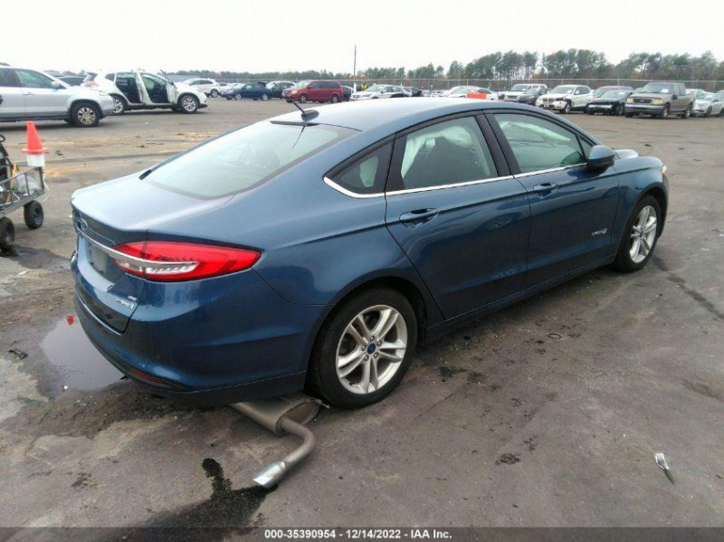 Ford Fusion Hybrid Se 2018 Blue 2.0L