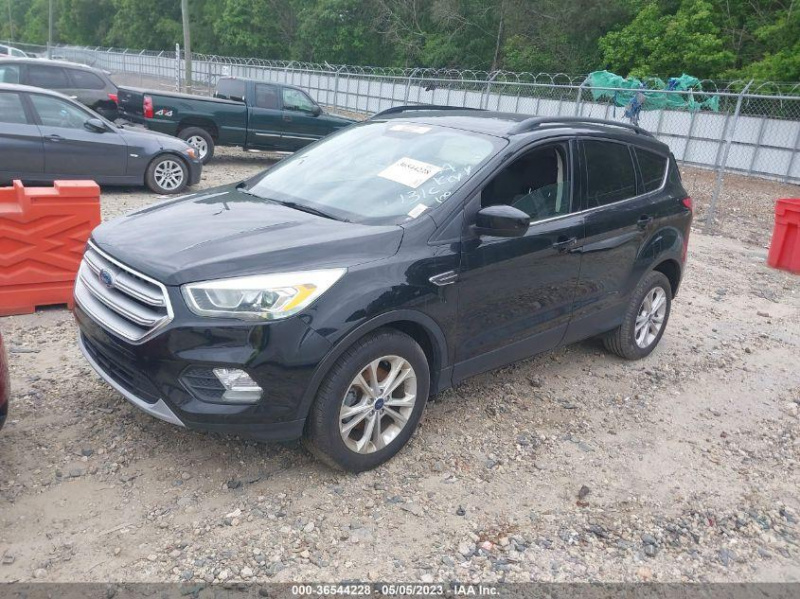 Ford Escape Se 2017 Black 1.5L