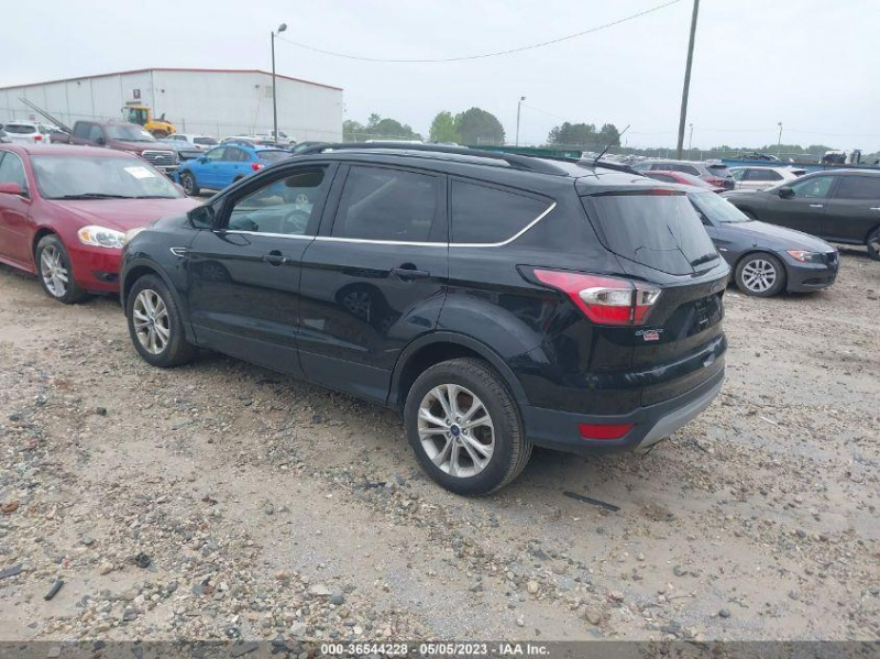 Ford Escape Se 2017 Black 1.5L