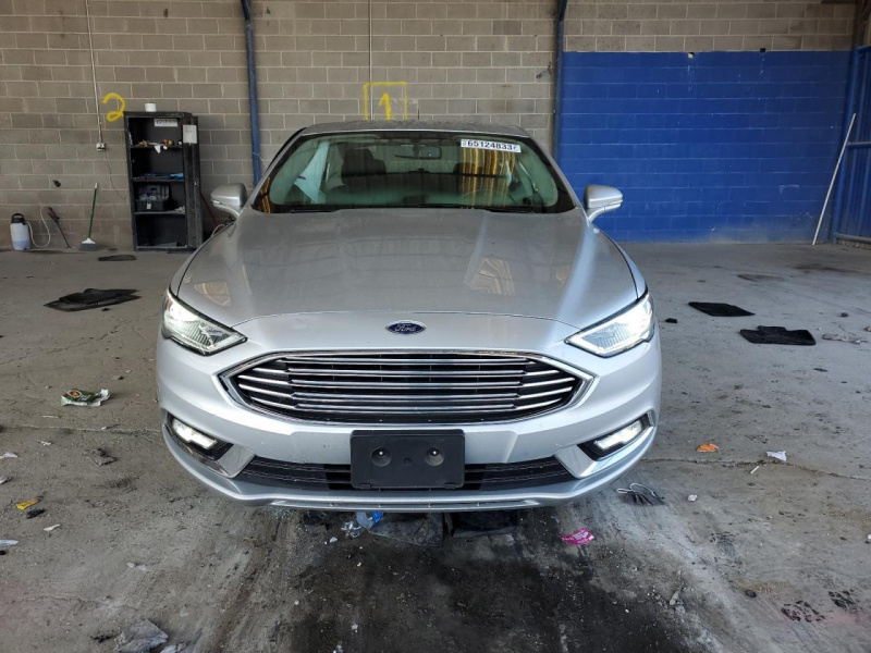 Ford Fusion Titanium 2017 Silver 2.0L