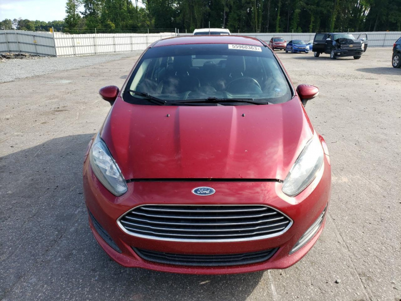 Ford Fiesta Se 2016 Burgundy 1.6L