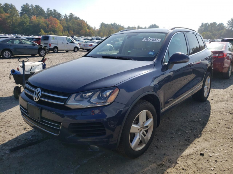 Volkswagen Touareg V6 2013 Blue 3.6L