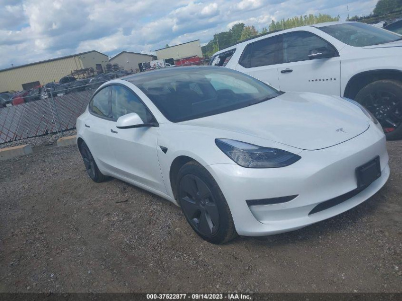 Tesla Model 3 Standard Range Plus 2021 White