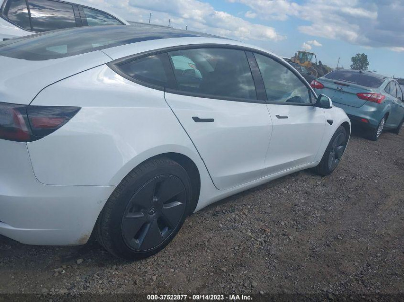 Tesla Model 3 Standard Range Plus 2021 White