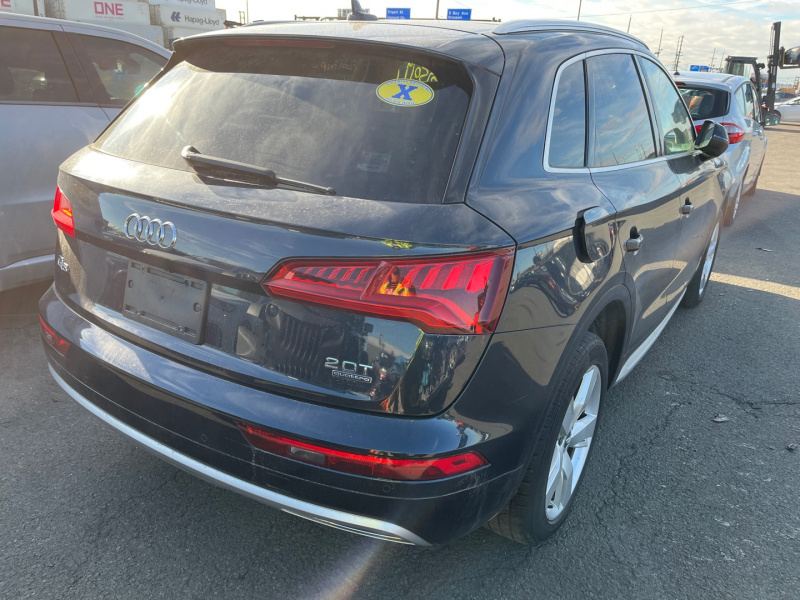 Audi Q5 Premium Plus 2018 Dark Blue 2.0L