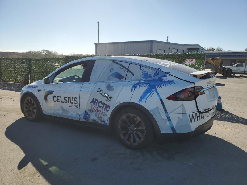 Tesla Model X 2016