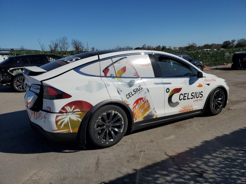 Tesla Model X 2016
